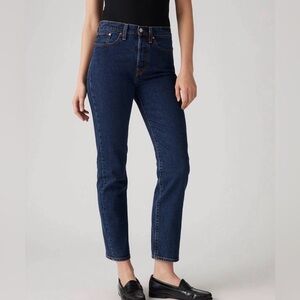 NWT Levi's Women's Straight Leg Jeans - Dark Blue